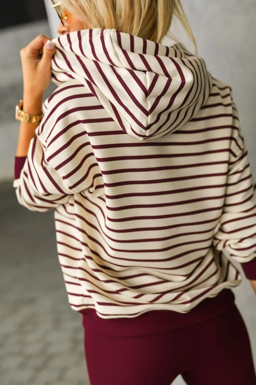 CandyTM BLUZA BAWEŁNIANA RAPLH Z KAPTUREM W PASKI BURGUNDOWO-BEŻOWE