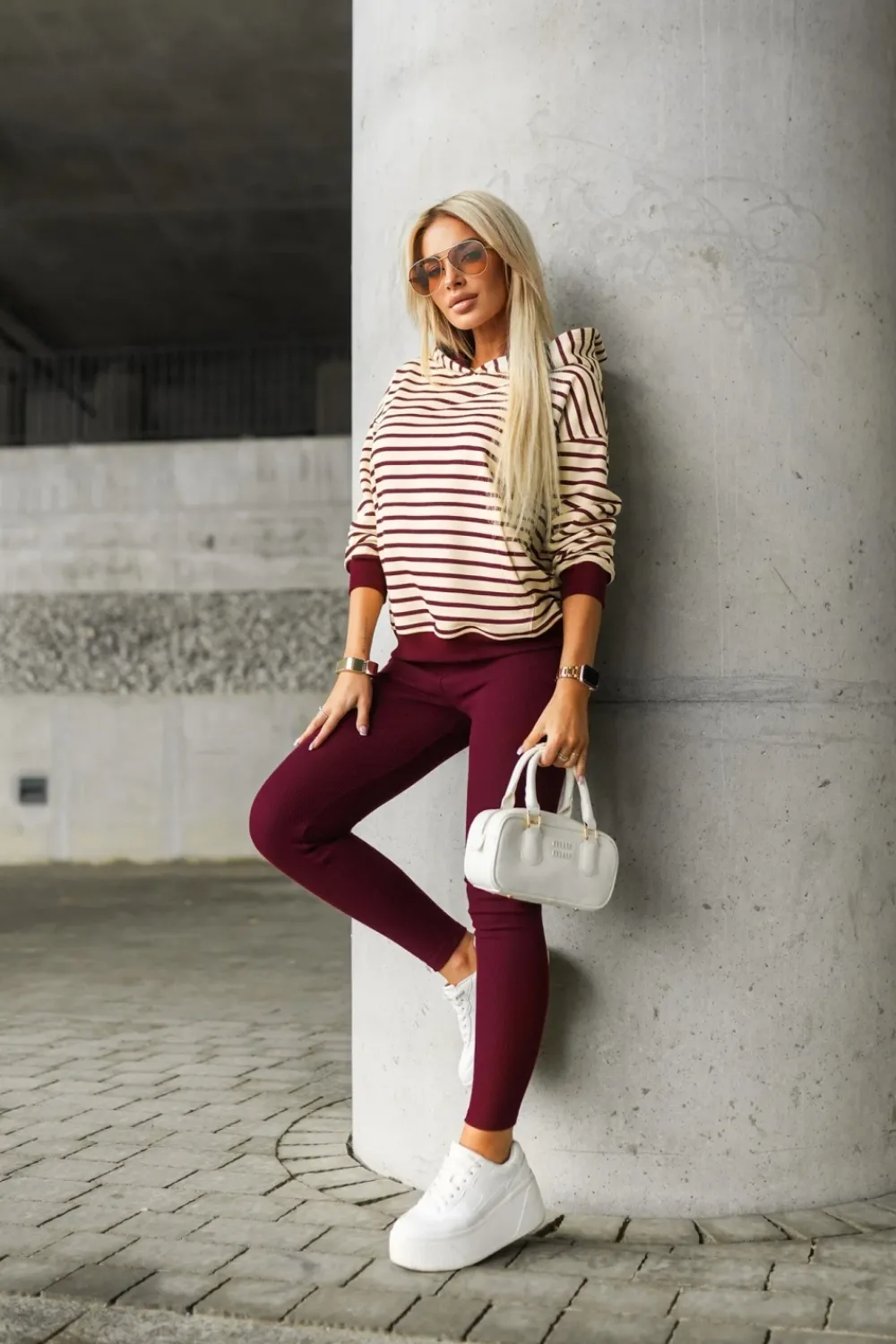 CandyTM BLUZA BAWEŁNIANA RAPLH Z KAPTUREM W PASKI BURGUNDOWO-BEŻOWE