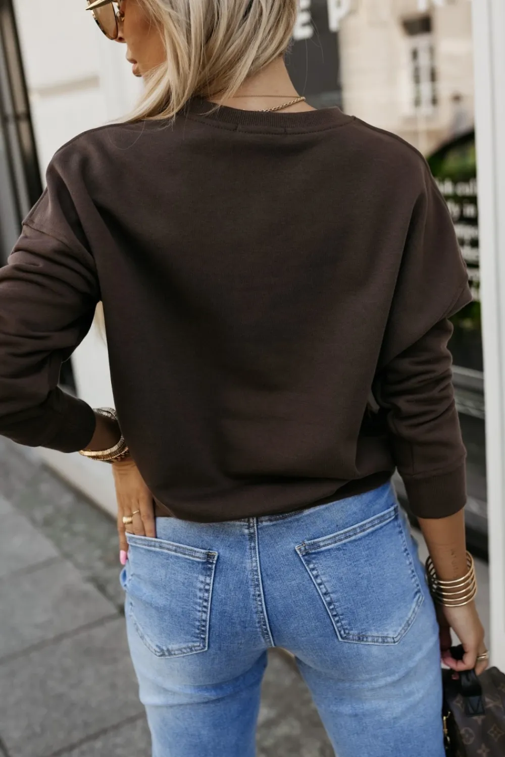 CandyTM BLUZA BAWEŁNIANA Z OKRĄGŁYM DEKOLTEM Z NAPISEM STAYHERE BRĄZOWA