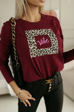 CandyTM BLUZKA BASIC LONG Z PANTERKOWYM NADRUKIEM VIBE BURGUNDOWA