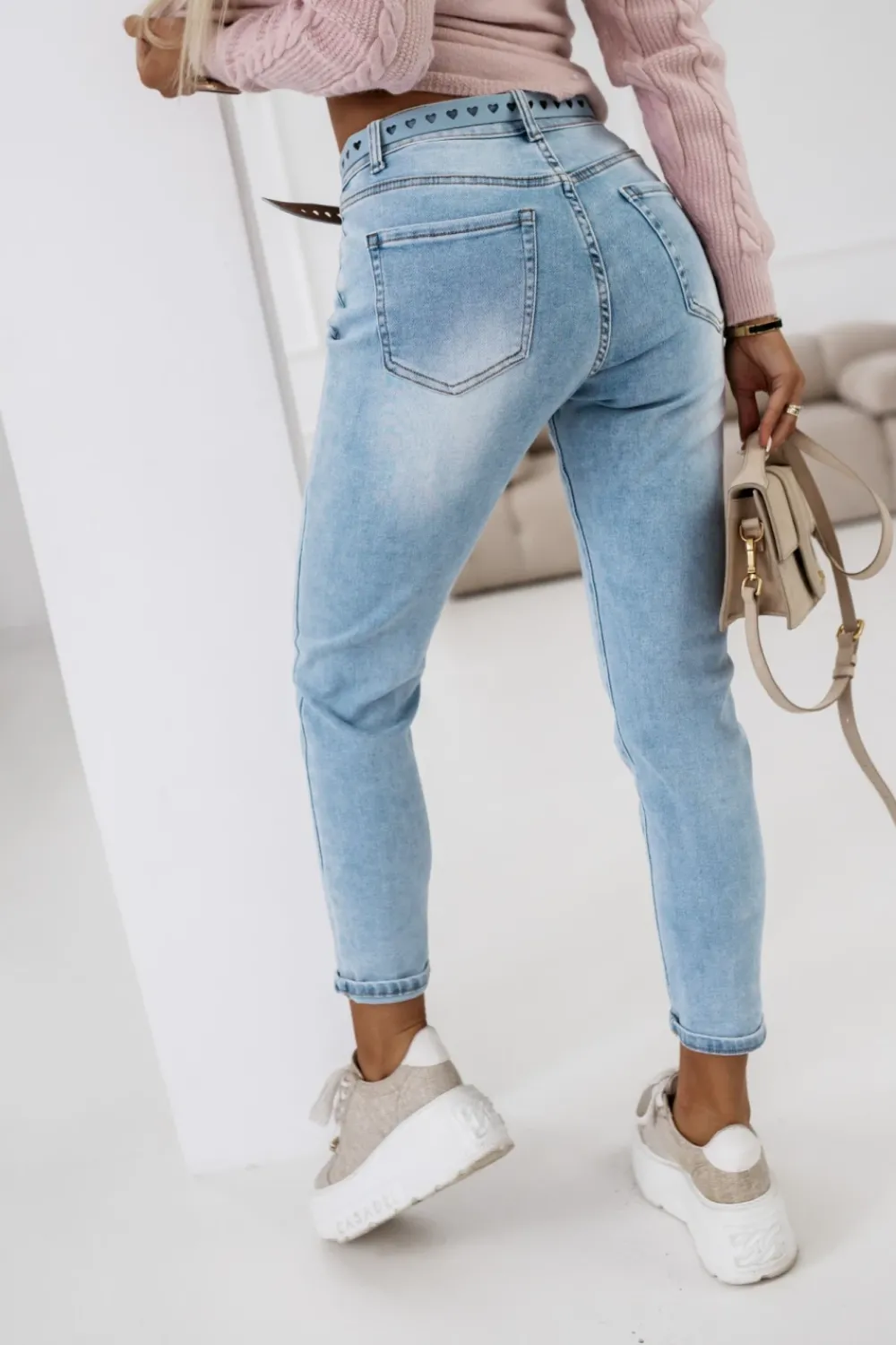 CandyTM SPODNIE JEANSOWE TYPU BOYFRIEND Z PASKIEM W KOMPLECIE BŁĘKITNY JEANS
