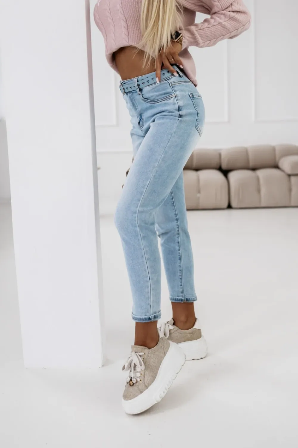 CandyTM SPODNIE JEANSOWE TYPU BOYFRIEND Z PASKIEM W KOMPLECIE BŁĘKITNY JEANS