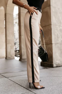 CandyTM SPODNIE SATYNOWE NA GUMĘ Z OZDOBNYM LAMPASEM BEŻOWO-CZARNE