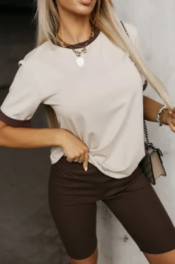 CandyTM T-SHIRT BAWEŁNIANY VICTORIA Z KONTRASTOWĄ LAMÓWKĄ BEŻOWY