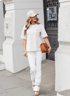 CandyTM T-SHIRT Z HAFTEM WISIENKI W PASKI BIAŁO-BEŻOWE