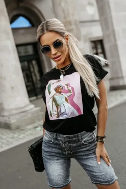 CandyTM T-SHIRT Z NADRUKIEM KOBIETA W OKULARACH CZARNY